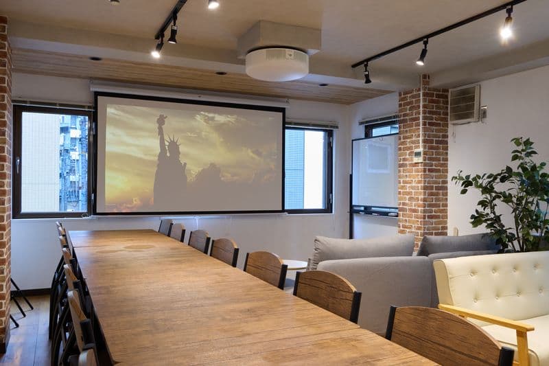 ダイニング&プロジェクター